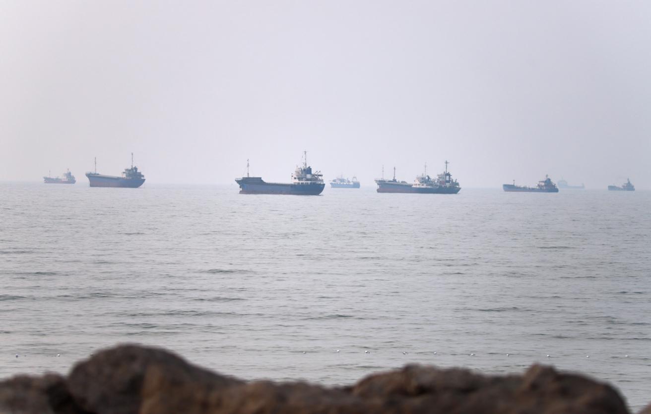CENTCOM: Hörmüz boğazı naviqasiya üçün açıqdır və İranın nəzarətində deyil