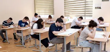 Bu gün keçirilən imtahanlarda 12 nəfərdə telefon aşkarlanıb və imtahandan kənarlaşdırılıb