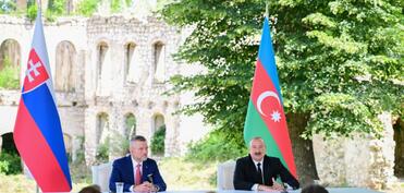 Azərbaycan və Slovakiya prezidentləri Şuşada mətbuata bəyanatlarla çıxış ediblər - FOTO - YENİLƏNİB-1