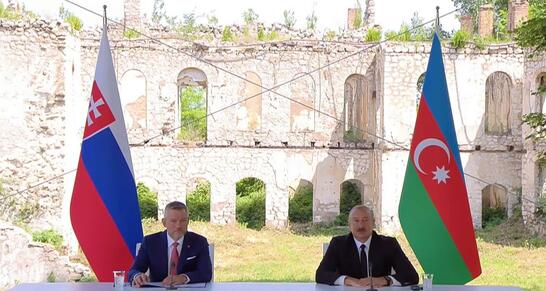 Azərbaycan və Slovakiya prezidentləri Şuşada mətbuata bəyanatlarla çıxış edirlər - CANLI