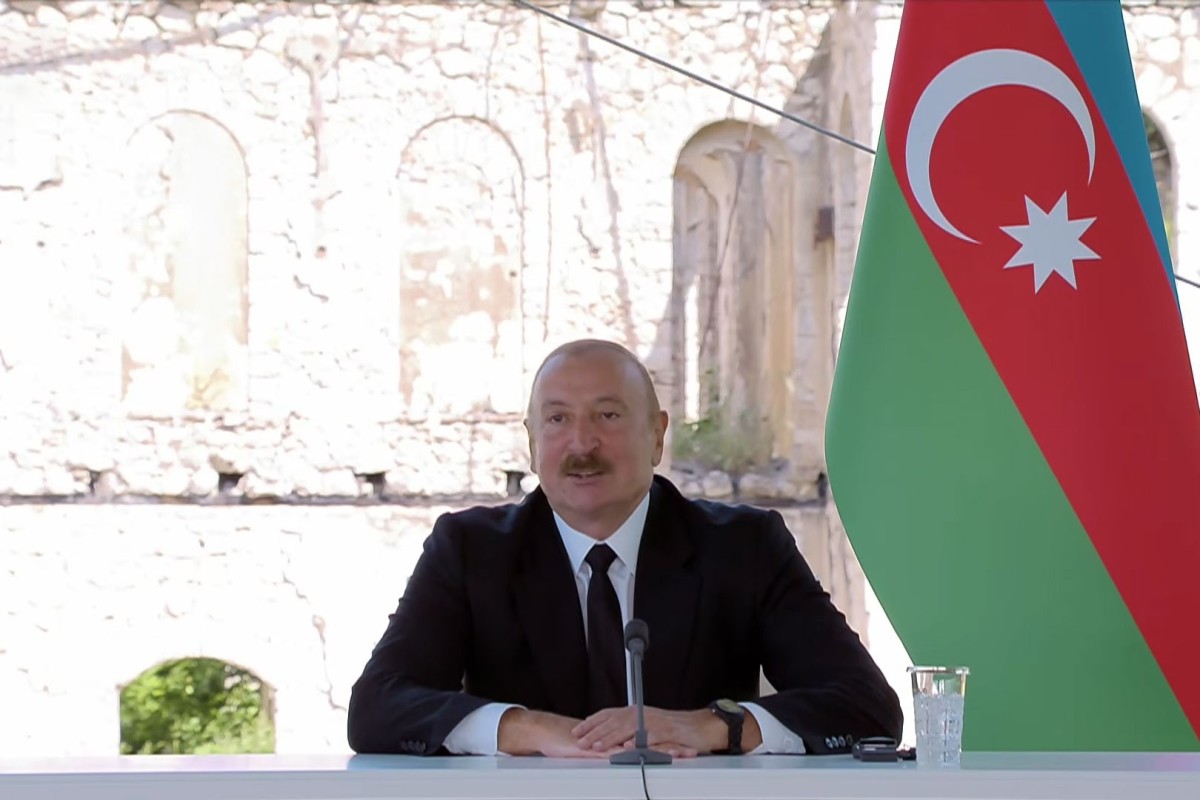Prezident İlham Əliyev Qarabağa səfər etdiyi üçün Slovakiya dövlət başçısına təşəkkür edib