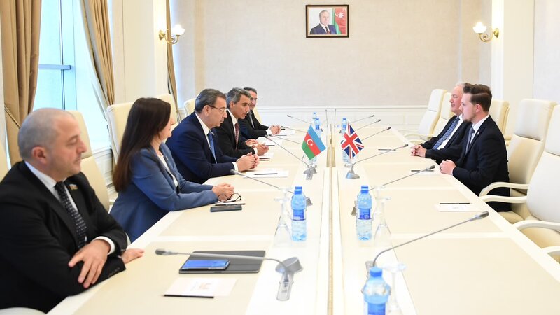 Azərbaycan və Böyük Britaniya parlamentariləri arasında görüş olub