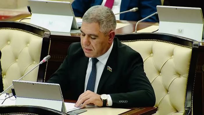 Vüqar Bayramov: Kart məlumatlarınızı paylaşmayın