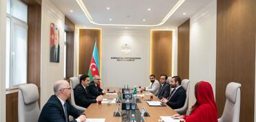 Ədliyyə naziri Pakistanın hüquq və ədliyyə üzrə dövlət naziri ilə görüşüb