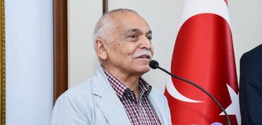 Xalq rəssamı Arif Hüseynov Rəssamlar İttifaqının Rəyasət Heyətinin üzvlüyündən çıxıb