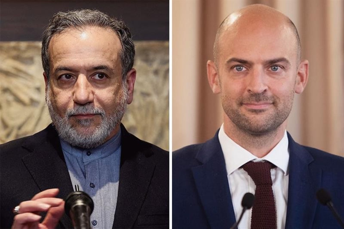 İran və Fransa XİN rəhbərləri ikitərəfli, regional və beynəlxalq məsələləri müzakirə ediblər