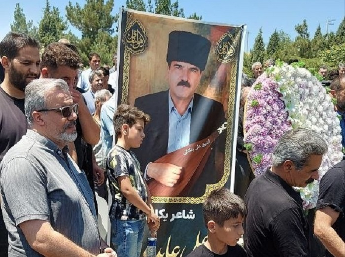 Güney Azərbaycanın tanınmış aşığı Əli Yekanlının dəfn mərasimi keçirilib