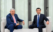 Özbəkistan XİN başçısı qazaxıstanlı həmkarı ilə görüşüb