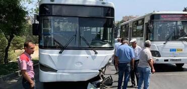 Bakıda iki avtobus toqquşub, 22 nəfər xəsarət alıb