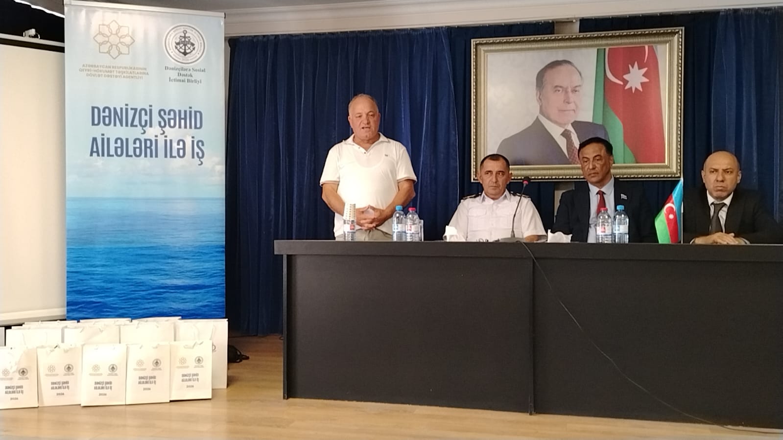 “DSD” İB Xəzər Dəniz Neft Donanmasında dənizçi şəhid ailələri ilə görüş keçirib