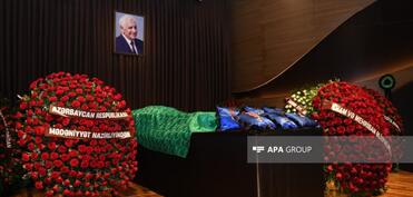 Nəriman Həsənzadə ilə vida mərasimi keçirilir, Prezident və Birinci vitse-prezident əklil göndərib - FOTO - YENİLƏNİB