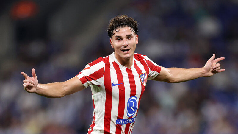 "Barselona" Xulian Alvaresin transferində israrlıdır
