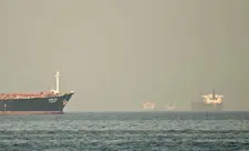 Husilər Səudiyyə Ərəbistanına məxsus neft tankerinə zərbə endirdiklərini iddia ediblər