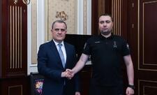 Ceyhun Bayramov Zelenskinin Ofisinin rəhbəri Budanovla regional və beynəlxalq vəziyyəti müzakirə edib