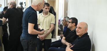 Arayik Harutyunyan və digərlərinin şikayətləri üzrə apellyasiya məhkəməsi davam etdirilir