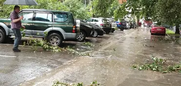 Smolenskdə güclü qasırğa nəticəsində bir uşaq və bir qadın həlak olub