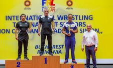 Azərbaycan güləşçiləri Buxarestdə 5 medal qazanıblar