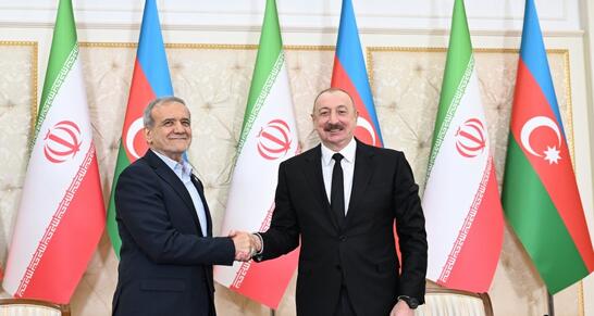Prezident İlham Əliyev Məsud Pezeşkiana təşəkkür edib