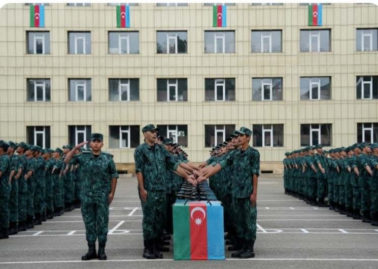 DSX-nin birləşmə və hərbi hissələrində gənc əsgərlərin andiçmə mərasimi keçirilib
