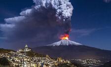 Etna vulkanında ildırım vuran ABŞ vətəndaşı ölüb