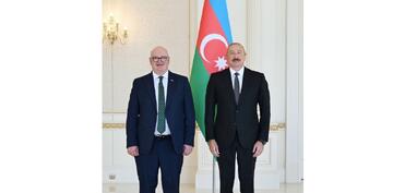 Səfir: Britaniya və Azərbaycan arasında strateji tərəfdaşlığı gücləndirməyi səbirsizliklə gözləyirəm