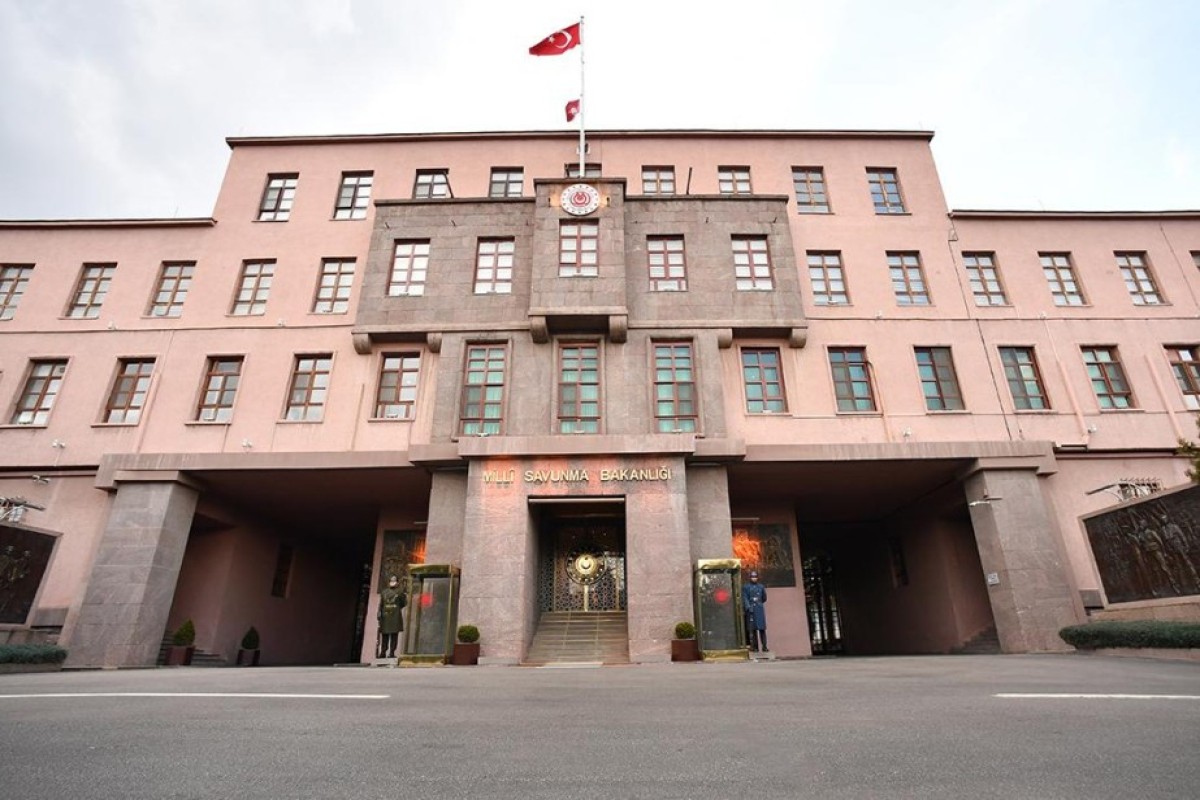 Türkiyə MN İsrailin İdlibə hücumuna münasibət bildirib: Aviabazada Türk hərbçilər olmayıb