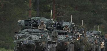 WSJ: Müttəfiqlər ABŞ-nin onları müdafiə etmək gücünə şübhə ilə yanaşırlar