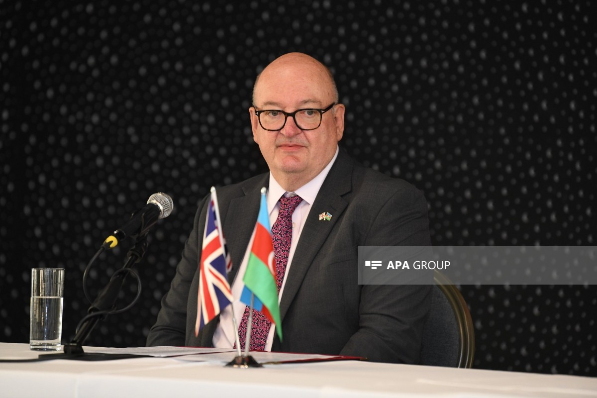 Britaniya Azərbaycanı regionda nəqliyyat, infrastruktur, maliyyə və data mərkəzi kimi görür