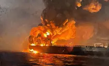 UKMTO: Qırmızı dənizdə hücumdan sonra tanker alovlanıb