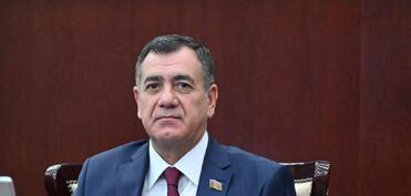"Tarixlə tarixçi alimlər məşğul olmalıdır"-Qüdrət Həsənquliyev