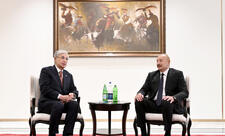 Prezident İlham Əliyev Bişkekdə Kasım-Jomart Tokayevlə görüşüb - YENİLƏNİB-1