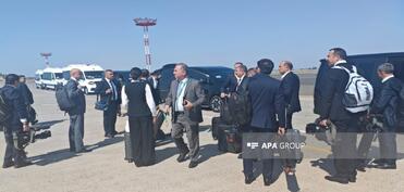 Azərbaycanlı jurnalistlər ŞƏT sammitini işıqlandırmaq üçün Bişkekə gediblər  - FOTO