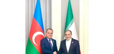 Ceyhun Bayramov Bişkekdə Abbas Əraqçi ilə regional məsələləri müzakirə edib