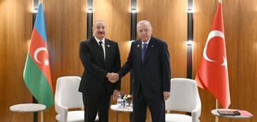 Prezident İlham Əliyevin Bişkekdə Türkiyə Prezidenti Rəcəb Tayyib Ərdoğanla görüşü olub