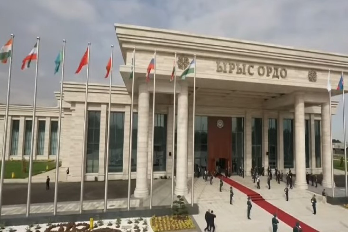 Bişkekdə ŞƏT sammitinin iştirakçılarının qarşılanma mərasimi keçirilir
