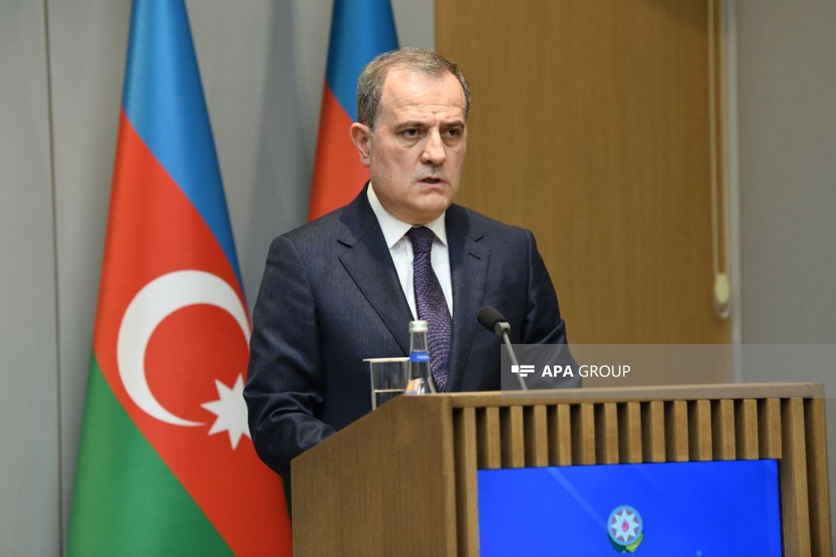 Ceyhun Bayramov Qazaxıstanın yeni xarici işlər naziri ilə telefon danışığı aparıb