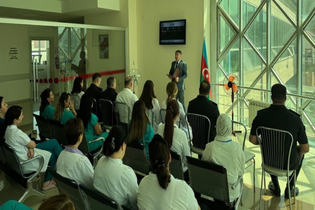 Fövqəladə hallarda davranış qaydaları barədə tədbirlər keçirilib