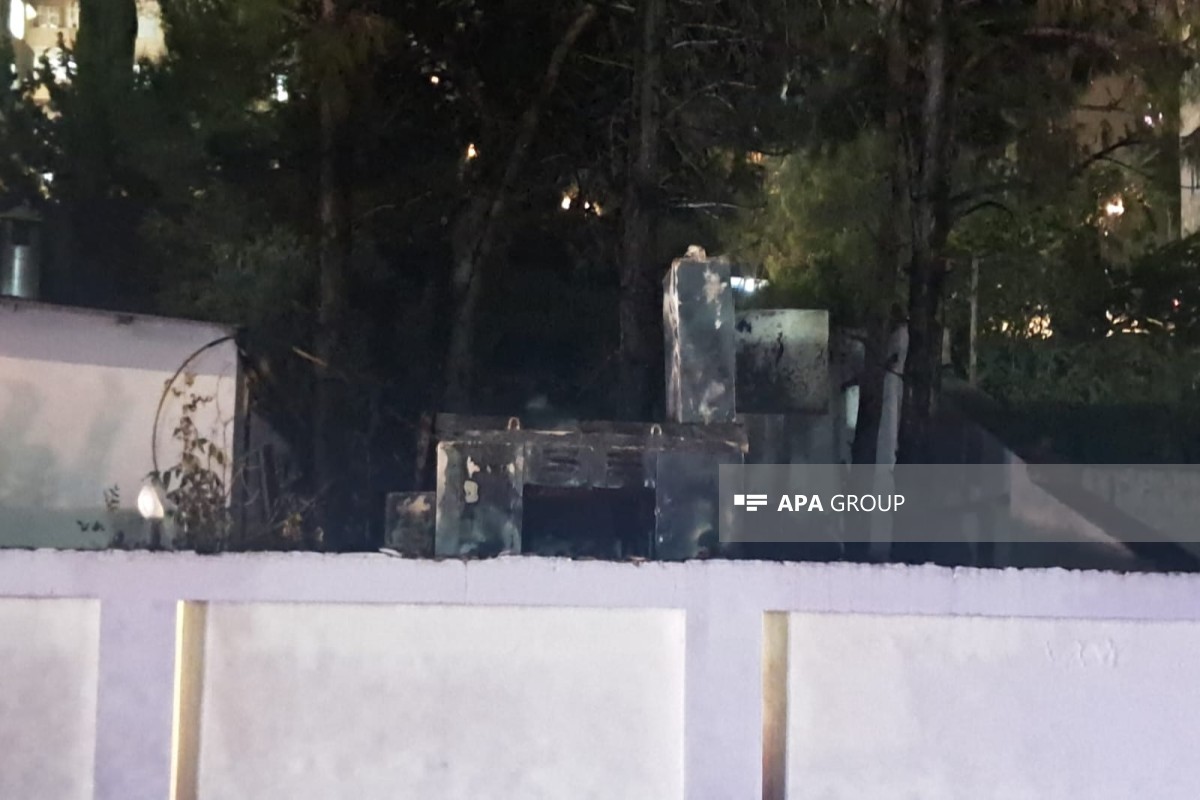 Gəncə prospektində elektrik transformatoru yanıb