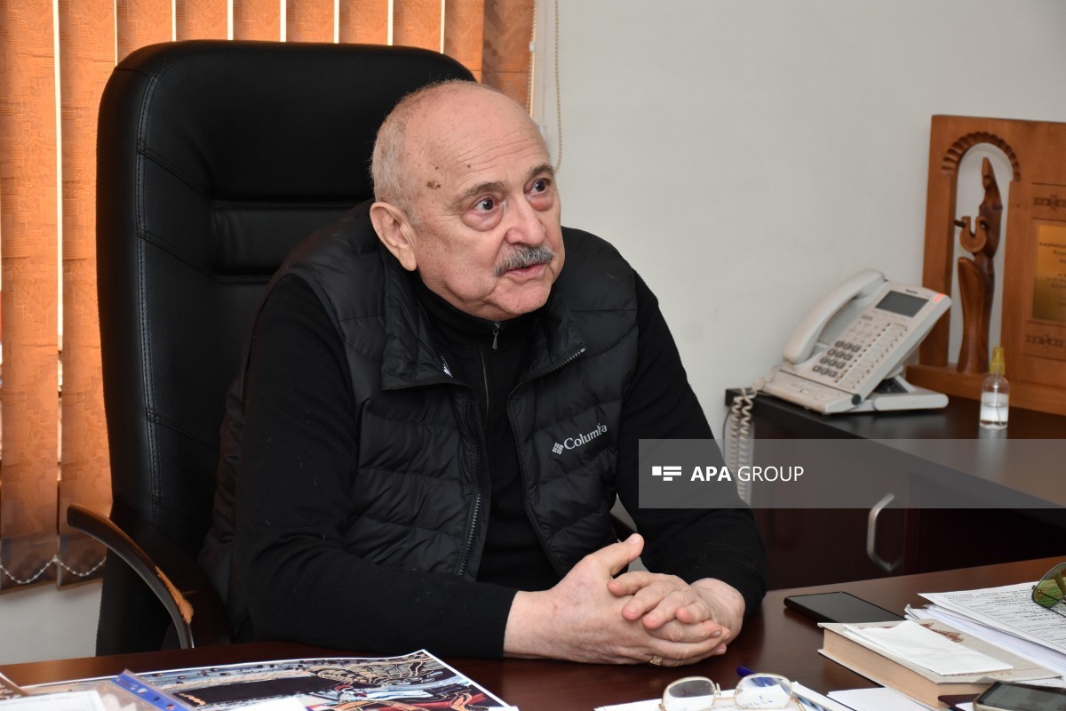 Xalq artisti Aleksandr Şarovskinin vəziyyəti ağır-stabildir