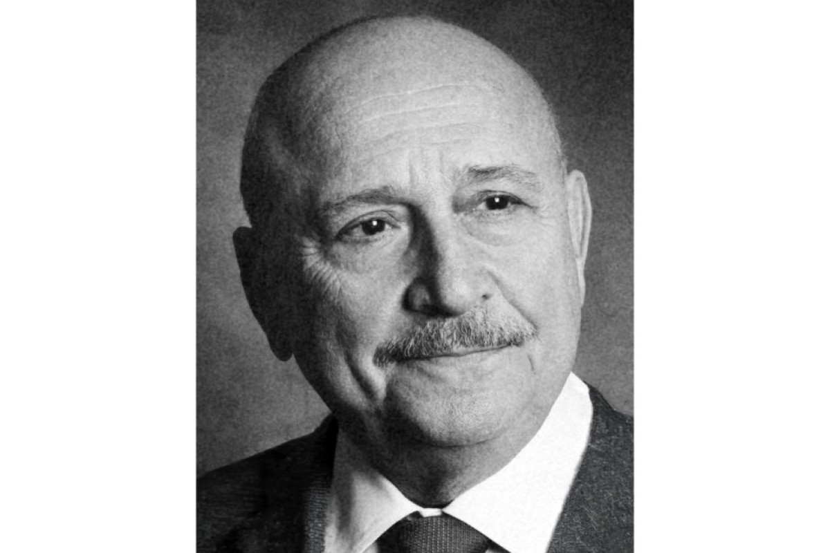 Prezident Aleksandr Şarovskinin vəfatı ilə bağlı nekroloq imzalayıb