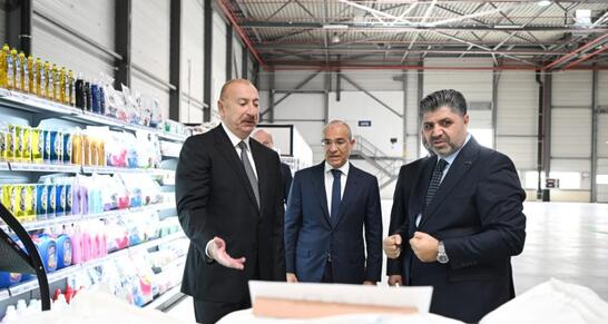 Prezident Qaradağda kağız və gigiyenik məhsulların istehsalı müəssisəsinin açılışında iştirak edib