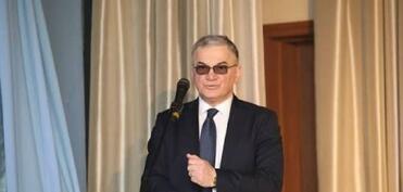 Azərbaycanın Sankt-Peterburuqdakı sabiq Baş konsulu Sultan Qasımovun məhkəməsi başlayıb