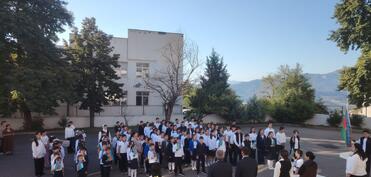 34 ildən sonra Xocalının Təzəbinə kəndində yeni dərs ili başlayıb