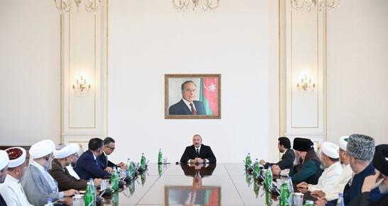 Prezident İlham Əliyev Bakıda keçirilən beynəlxalq konfransların iştirakçılarını qəbul edib