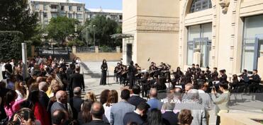 XVIII Beynəlxalq Musiqi Festivalı çərçivəsində açıq havada konsert proqramı nümayiş olunub - FOTO