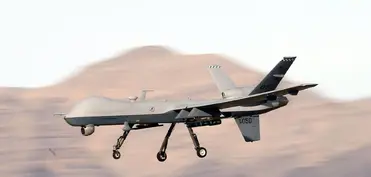 İran Hörmüz boğazında ABŞ-nin "MQ-1 Predator" dronunu vurub