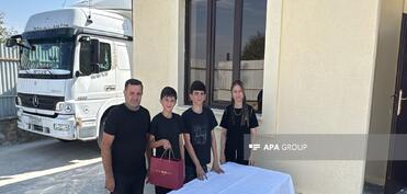 Xankəndi, Xocalı və Ağdərəyə növbəti köç olub, açarlar təqdim olunub - FOTO