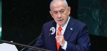 Netanyahu BMT-yə peycer gətirib və "Hizbullah"a qarşı əməliyyatı xatırladıb