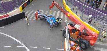 Bakıda keçirilən Formula 2 üzrə sprint yarışında zəncirvari qəza olub