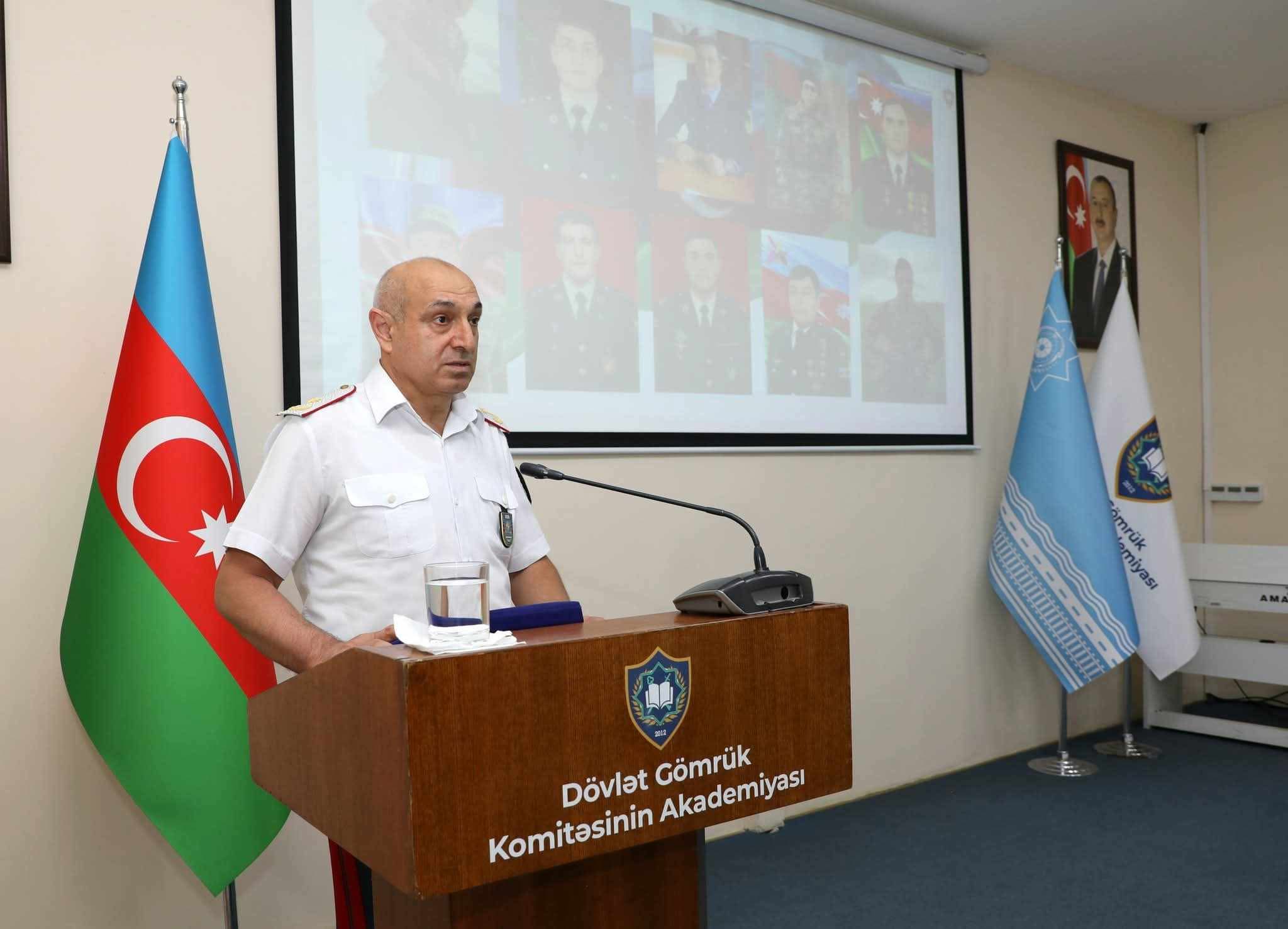Gömrük Akademiyasında Anım günü ilə bağlı tədbir keçirilib